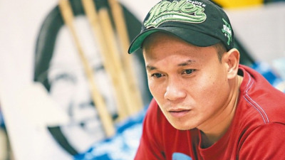 Rey月領7千元 夜夜睡甲板